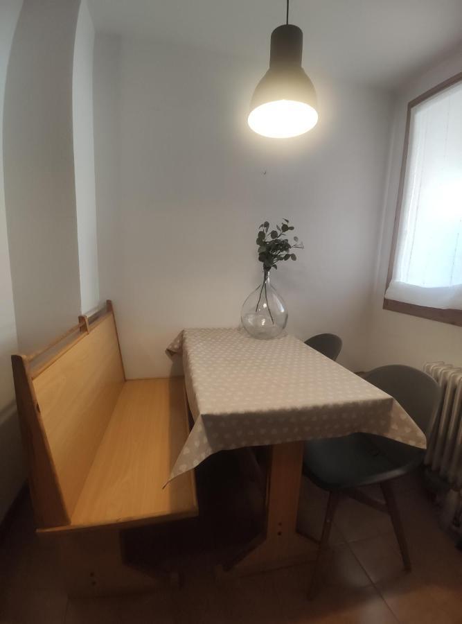 Apartamento Capelot Jaca Bagian luar foto