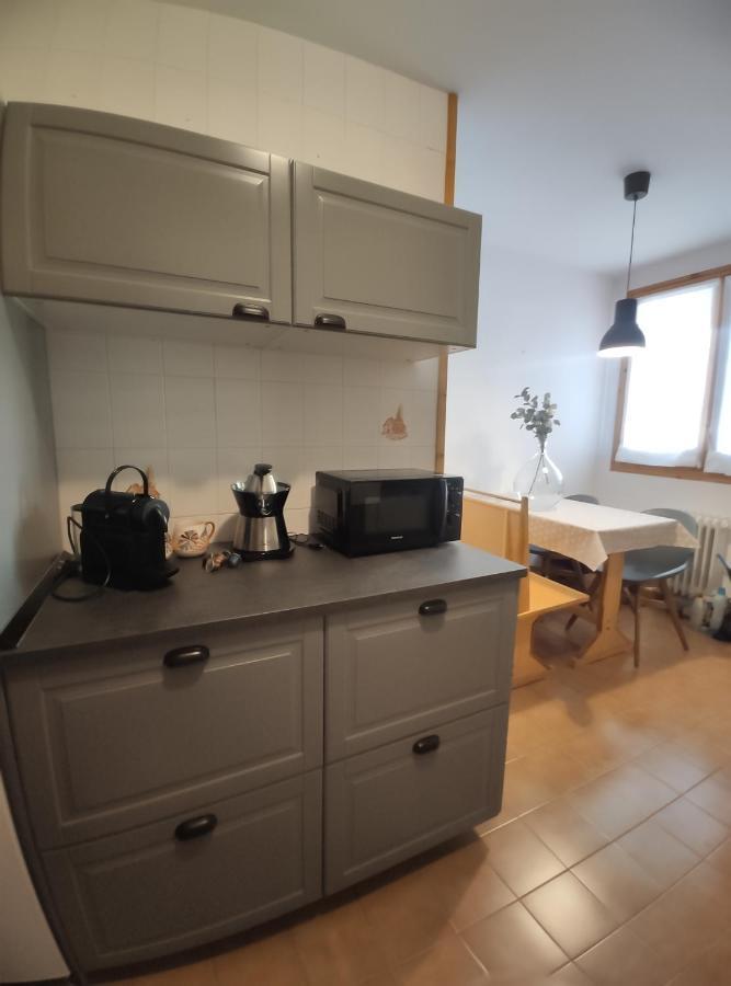 Apartamento Capelot Jaca Bagian luar foto